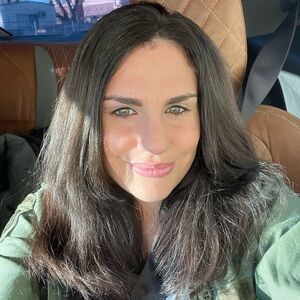 Meet your Posher, Mags